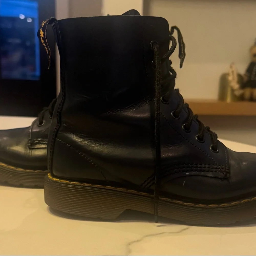 DOCTOR MARTENS Dark Blue Leather Combat Boots Women’s Size UK 4 / US 6/ EU 37 - Picture 15 of 15